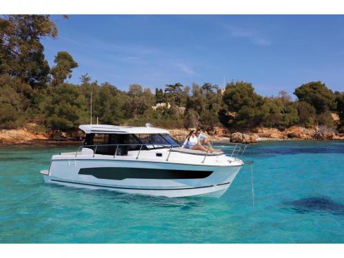 Yacht Merry Fisher 1095 for charter in Pirovac Yacht Merry Fisher 1095 for charter in Pirovac