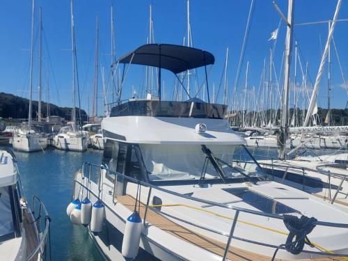 Yacht Merry Fisher 1095 Yachtcharter in Marina Polesana