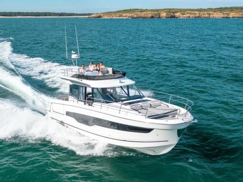 Motor yacht Merry Fisher 1295 for rent in Trogir