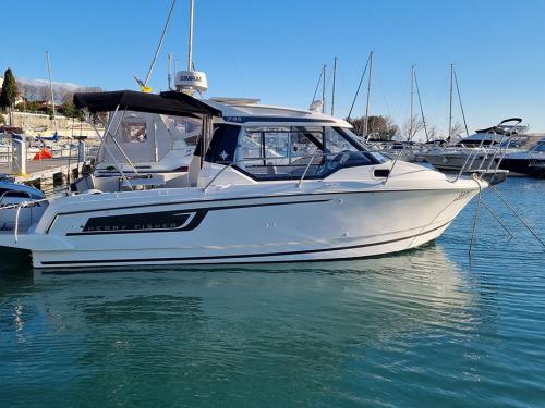 Motoryacht Merry Fisher 795 Yachtcharter in Zadar