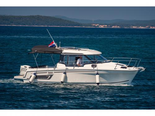 Motor yacht Merry Fisher 795 for hire in Zadar