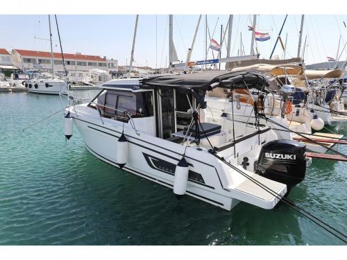 Motor yacht Merry Fisher 795 for rent in Pirovac