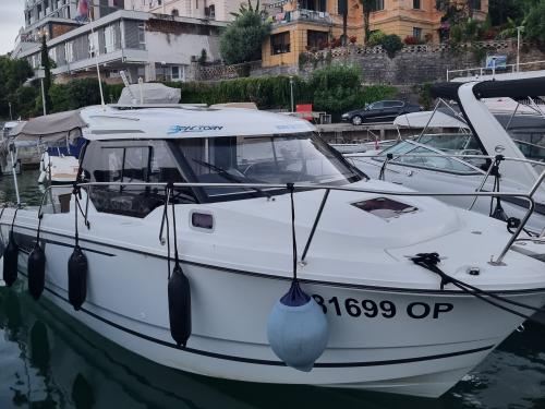 Yacht Merry Fisher 795 Yachtcharter in Opatija
