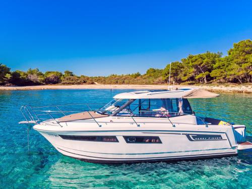 Motoryacht Merry Fisher 855 chartern in Biograd na Moru