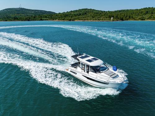 Motor yacht Merry Fisher 895 available for charter in Pirovac Motor yacht Merry Fisher 895 available for charter in Pirovac