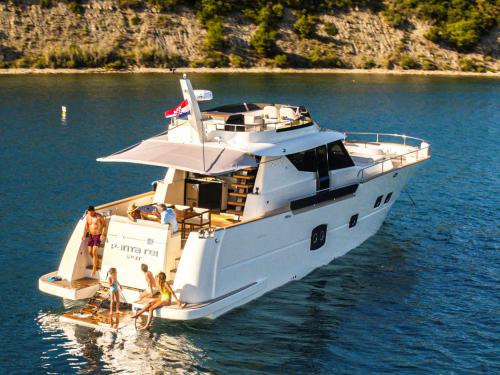Yacht Monachus 70 Fly for hire in ACI Marina Split