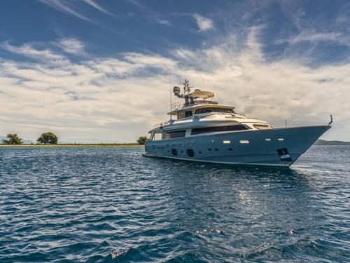 Motoryacht Navetta 33 Yachtcharter in Trogir