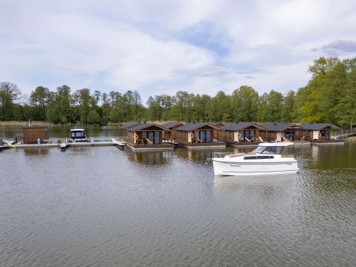 Motorboat Nexus Revo 870 available for charter in Wegorapa