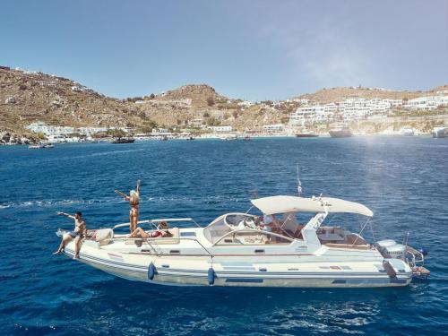 Motoryacht Oceanic 40 chartern in Porto Heli