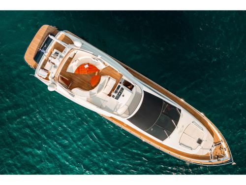 Motor yacht Opera 85 S for rent in Athens