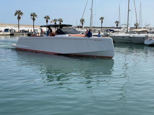 Yacht Pardo 50 for hire in Sitges