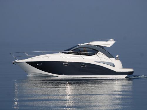 Motor yacht Pearlsea 31 HT for charter in Baska Voda
