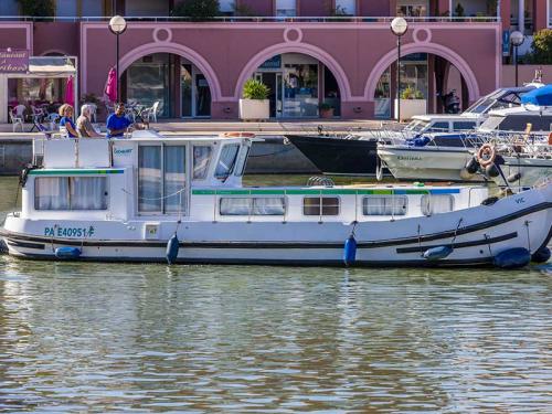 Hausboot Penichette 1106 chartern in Port Occitanie