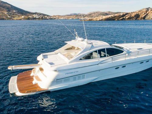 Motoryacht Pershing 54 chartern in Marina Alimos Kalamaki