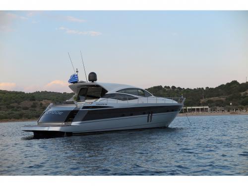 Motor yacht Pershing 64 for rent in Piraeus