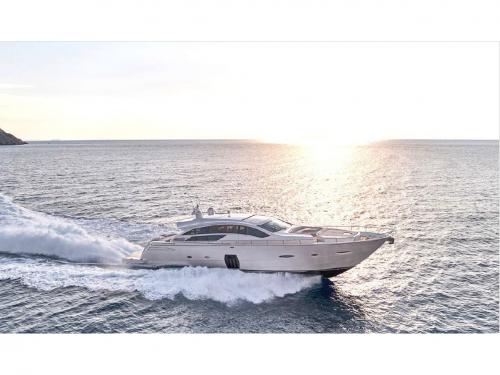 Motoryacht Pershing 80 Yachtcharter in Athen