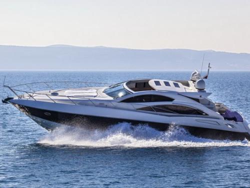 Motorboat Predator 62 available for charter in Split