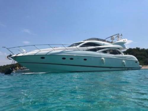 Motorboot Predator 64 Yachtcharter in Seget