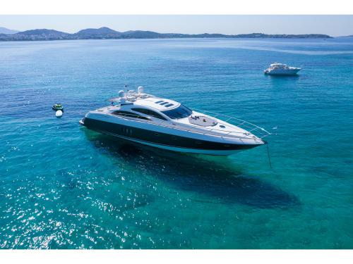 Yacht Predator 72 for rent in Athens