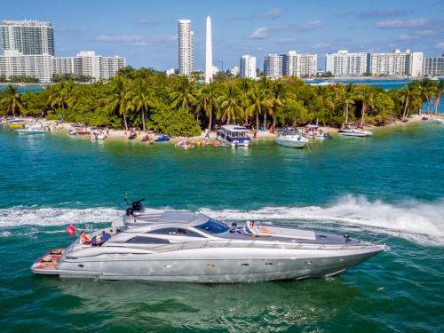 Motor yacht Predator 75 available for charter in Miami Beach Marina