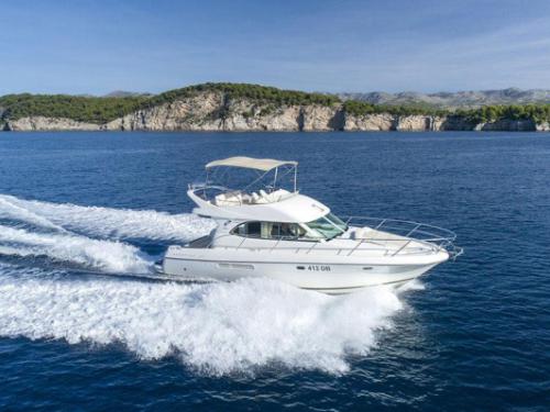 Yacht Prestige 36 available for charter in Split
