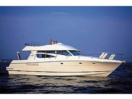 Prestige 46 Motorboot Charter Sukosan Bibinje