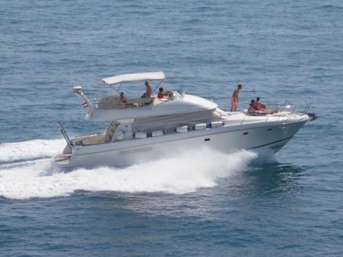Motoryacht Prestige 46 Fly Yachtcharter in Tivat