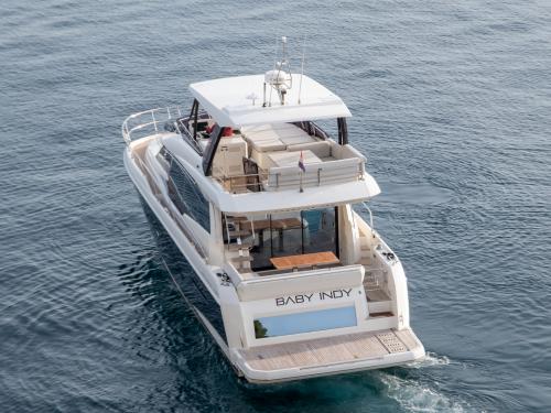 Motor yacht Prestige 520 Fly available for charter in Podstrana Motor yacht Prestige 520 Fly available for charter in Podstrana