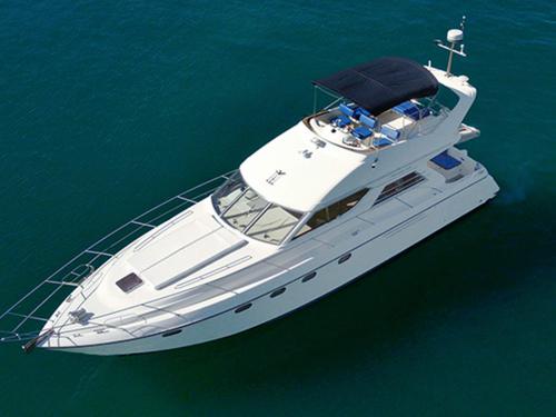 Motorboot Princess 50 Fly Yachtcharter in Athen