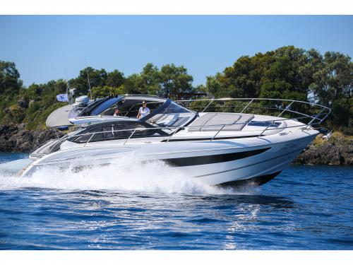 Motoryacht Princess V40 chartern in Gouvia Motoryacht Princess V40 chartern in Gouvia