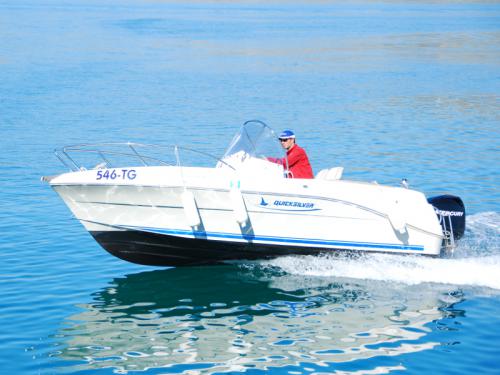 Motorboot Quicksilver 525 Commander chartern in Trogir