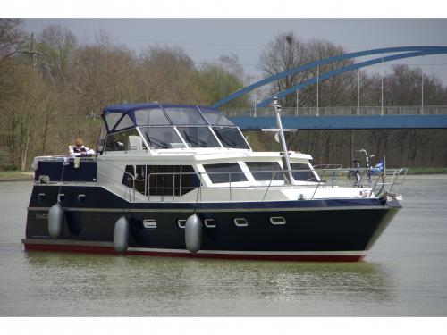Yacht Renal 45 Yachtcharter in Brandenburg an der Havel