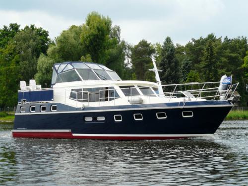 Yacht Renal 50 available for charter in Drachten
