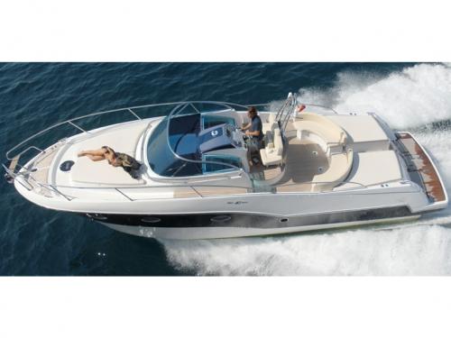 Motorboot Rio 40 Blu chartern in Portimao