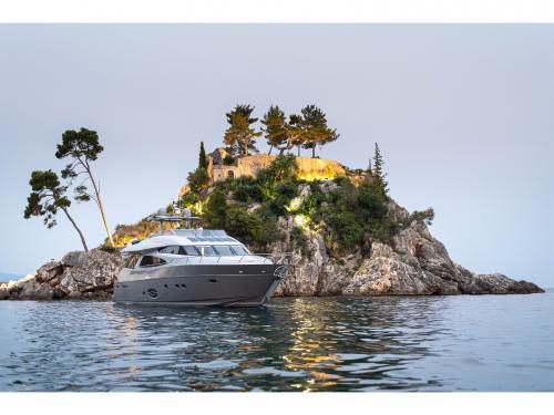 Motoryacht Royal Denship 85 chartern in Lefkas