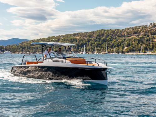 Motoryacht Ryck 280 chartern in Trogir