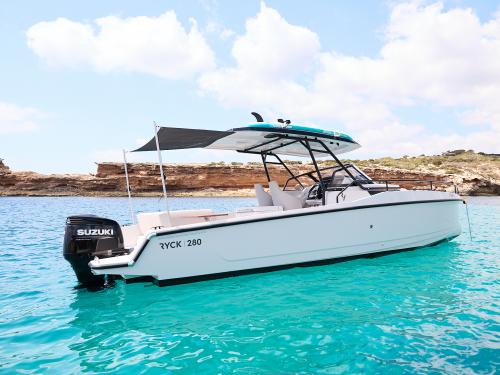 Motor yacht Ryck 280 for hire in Ibiza Town