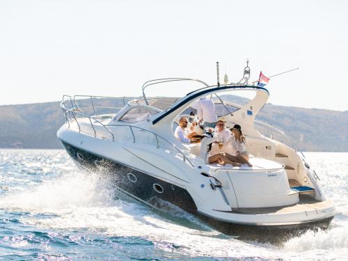 Motor yacht Salpa 38.5 for hire in ACI Marina Split