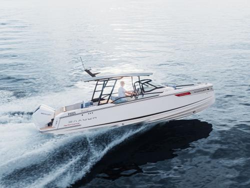 Motor yacht Saxdor 270 GTO available for charter in Lavrio