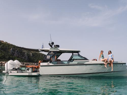 Motor yacht Saxdor 320 GTO available for charter in Kalamata