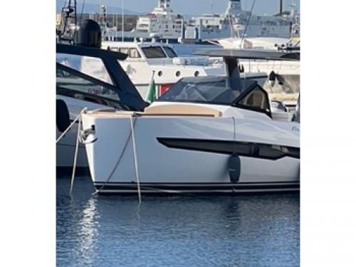 Motoryacht Seawalker 35 Yachtcharter in Messina