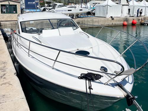 Motoryacht Sessa C 38 Yachtcharter in Seget