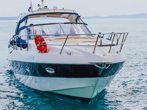 Yacht Sessa C 42 chartern in Stobrec