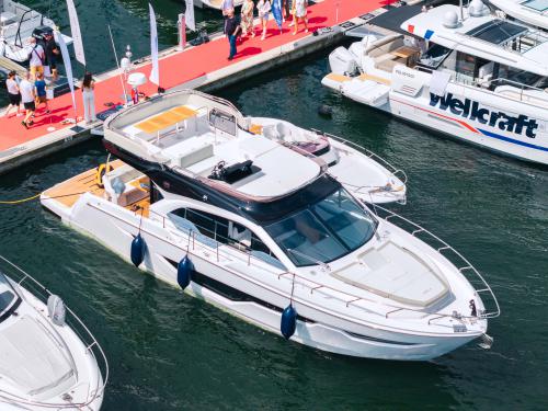 Motoryacht Sessa F 48 chartern in Marina Dalmacija