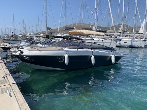 Yacht Sessa S26 chartern in ACI Marina Trogir