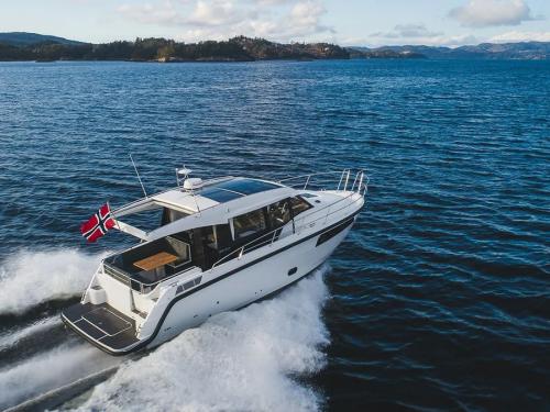 Motoryacht Skilso 35 Panorama Yachtcharter in Sukosan Bibinje