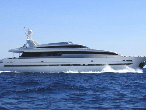 Yacht SL 98 available for charter in Flisvos Marina