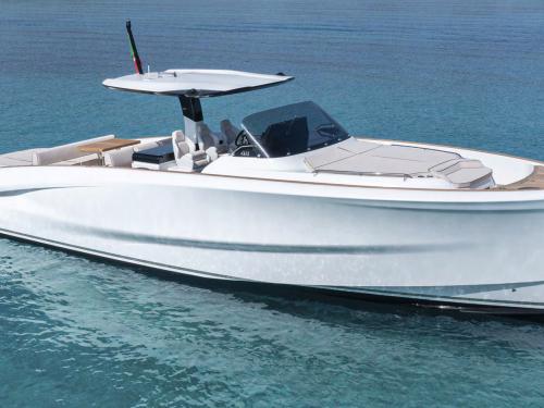 Motor yacht Solaris Power 44 available for charter in Porto Cervo