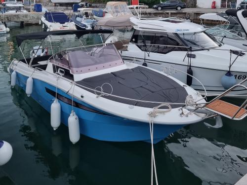 Motoryacht Sun Cruiser 730 Yachtcharter in Opatija