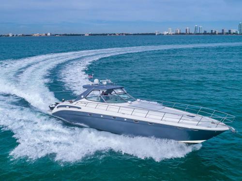 Motoryacht Sundancer 540 Yachtcharter in Nassau